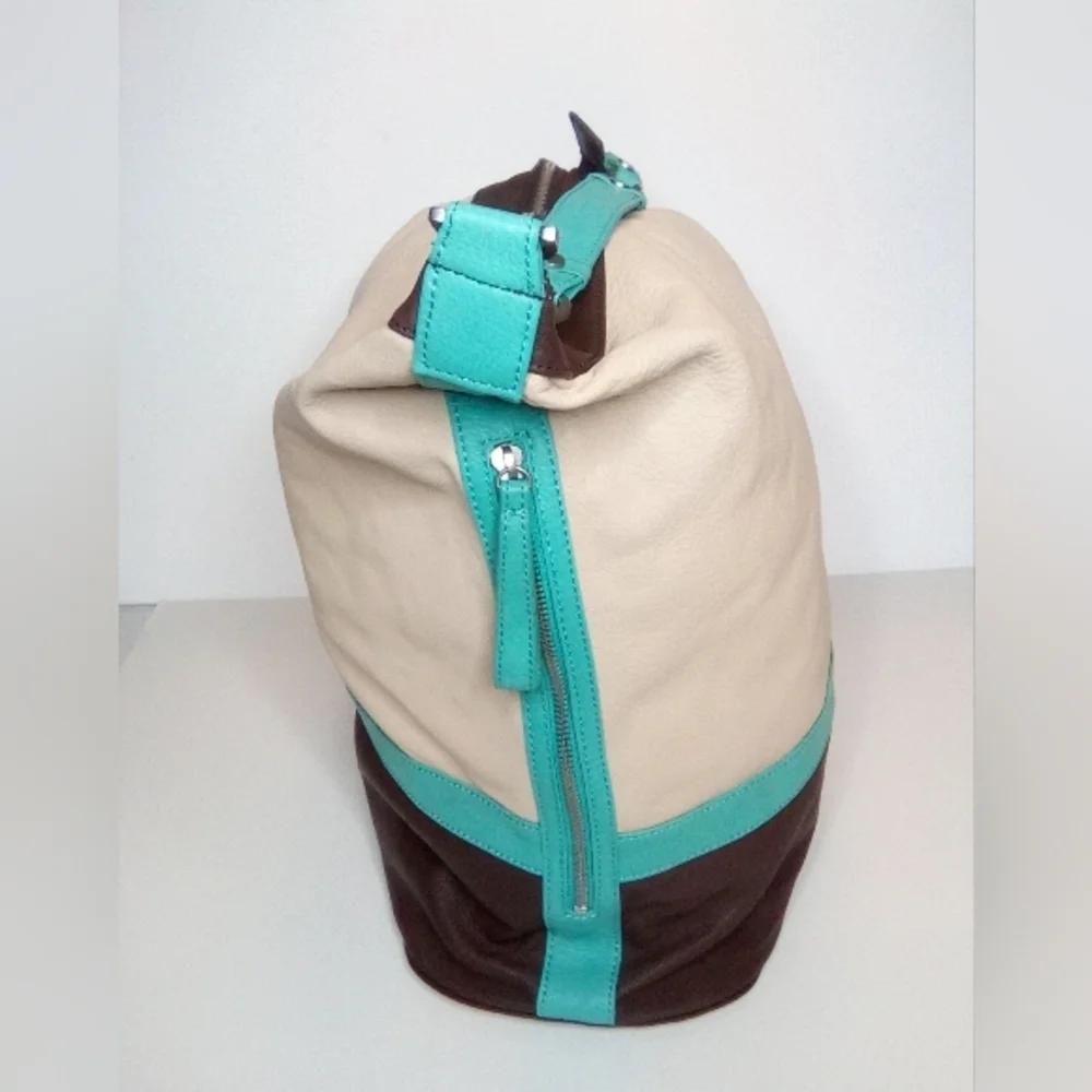 Kenneth Cole Women's Cream, Brown & Teal Hobo Handbag, Preowned, Genuine Leather